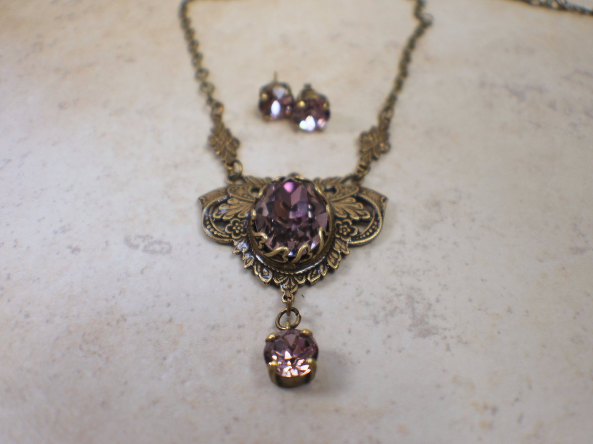Elevate your elegance with our Amethyst Swarovski Crystal Jewelry Set for just $75. Shine brilliantly at any occasion and make a statement that lasts. #JewelryLovers #Swarovski

 Shop Now charsfavoritethings.com/products/1amet…
