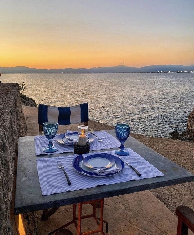 biriyle.. sevdiğim biriyle..