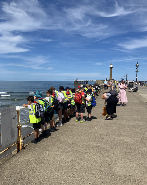 st_michaels_ce's tweet image. Yesterday, Year 3 had a fantastic trip to Whitby. They had a great time and were a great example of our school. #MakingLearningFun