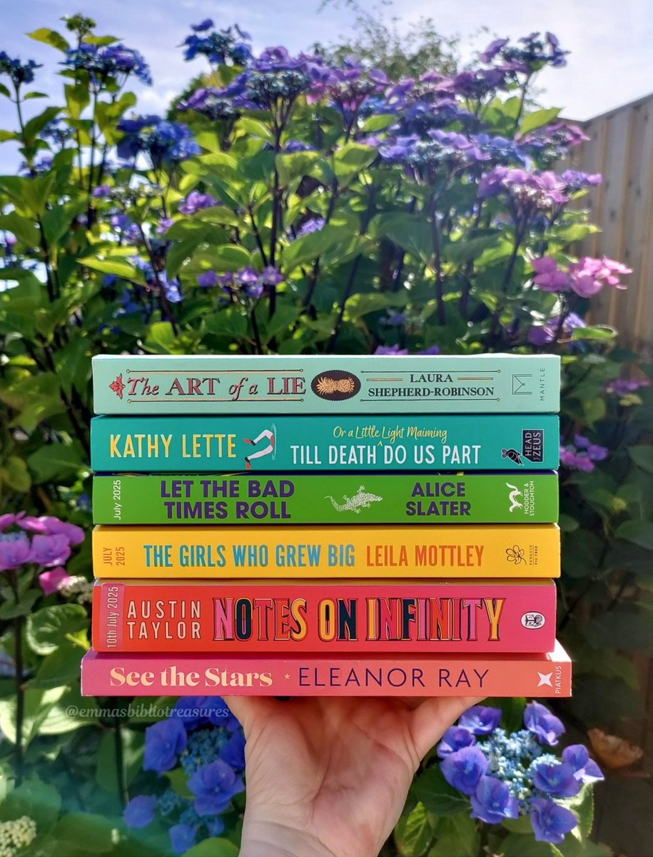 Bibliotreasures's tweet image. It's a colourful #PublicationDay with all of these gorgeous books celebrating their book birthdays today 🥳
Are any of these on your TBR?
#BookTwitter