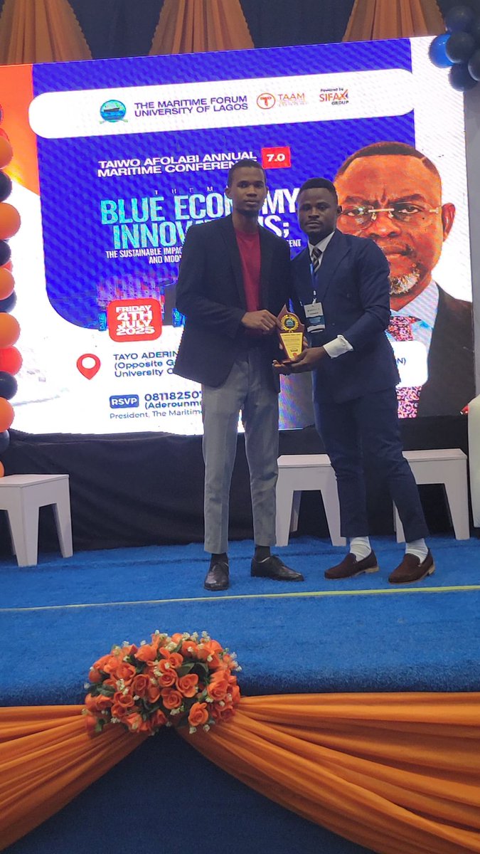 TheAyanfe's tweet photo. held at the University of Lagos.
It was a special one for me not just because I won but because this time it came with a plaque.
I'm indeed humbled to be among the number.
Cheers to bigger wins and doing bigger things 🥂 https://t.co/ab95nLqIbA
