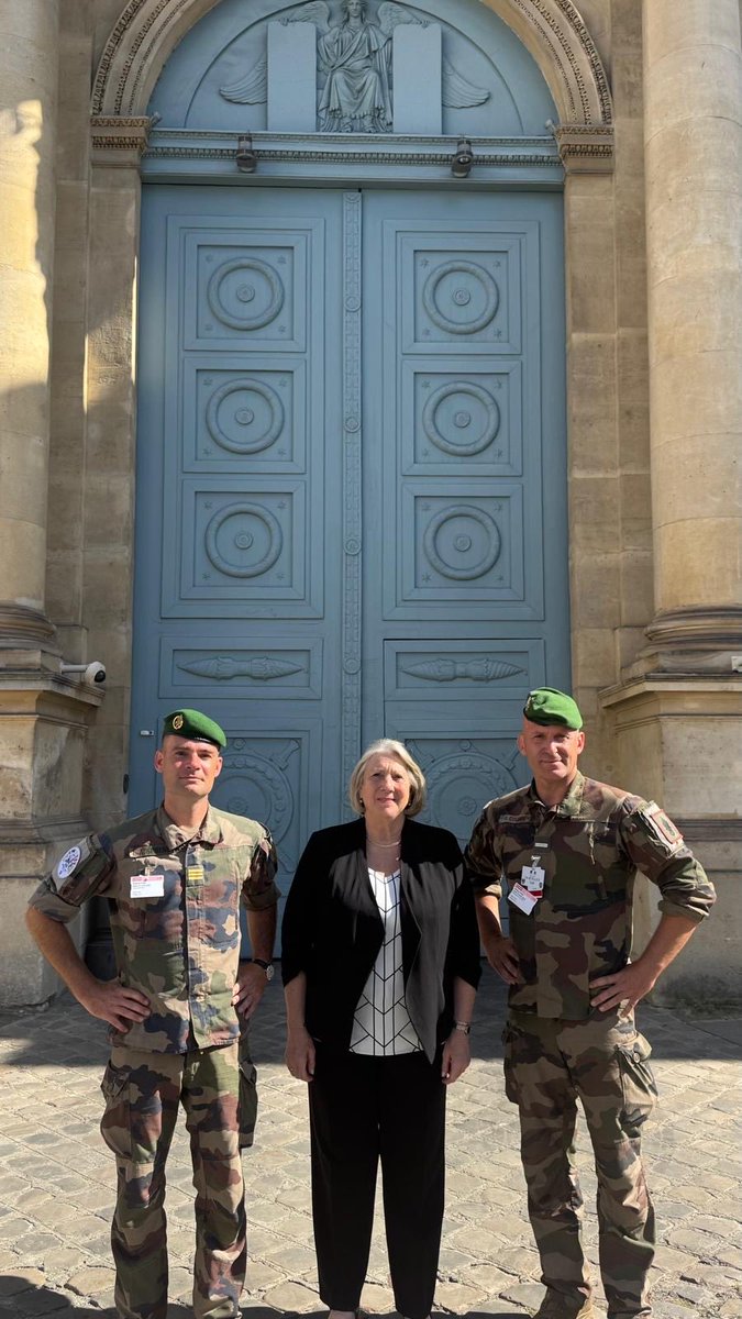 Joëlle Mélin (@joellemelinrn) on Twitter photo Ce matin j’ai pu recevoir des légionnaires du 1er RE qui ont pu visiter l’<a href="/AssembleeNat/">Assemblée nationale</a> en marge du 14 juillet : merci à eux de leur implication dans notre belle fête nationale <a href="/LegionEtrangere/">Légion étrangère</a> <a href="/RNational_off/">Rassemblement National</a> <a href="/MLP_officiel/">Marine Le Pen</a> <a href="/J_Bardella/">Jordan Bardella</a> Ce matin j’ai pu recevoir des légionnaires du 1er RE qui ont pu visiter l’<a href="/AssembleeNat/">Assemblée nationale</a> en marge du 14 juillet : merci à eux de leur implication dans notre belle fête nationale <a href="/LegionEtrangere/">Légion étrangère</a> <a href="/RNational_off/">Rassemblement National</a> <a href="/MLP_officiel/">Marine Le Pen</a> <a href="/J_Bardella/">Jordan Bardella</a>