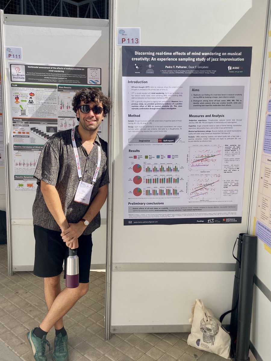 ProactionLab's tweet image. Congrats to @Joana_Sayal and Pedro Palhares for their poster presentation at @ASSC2025! 👏🧠
@FPCEUC @cogbooster_uc