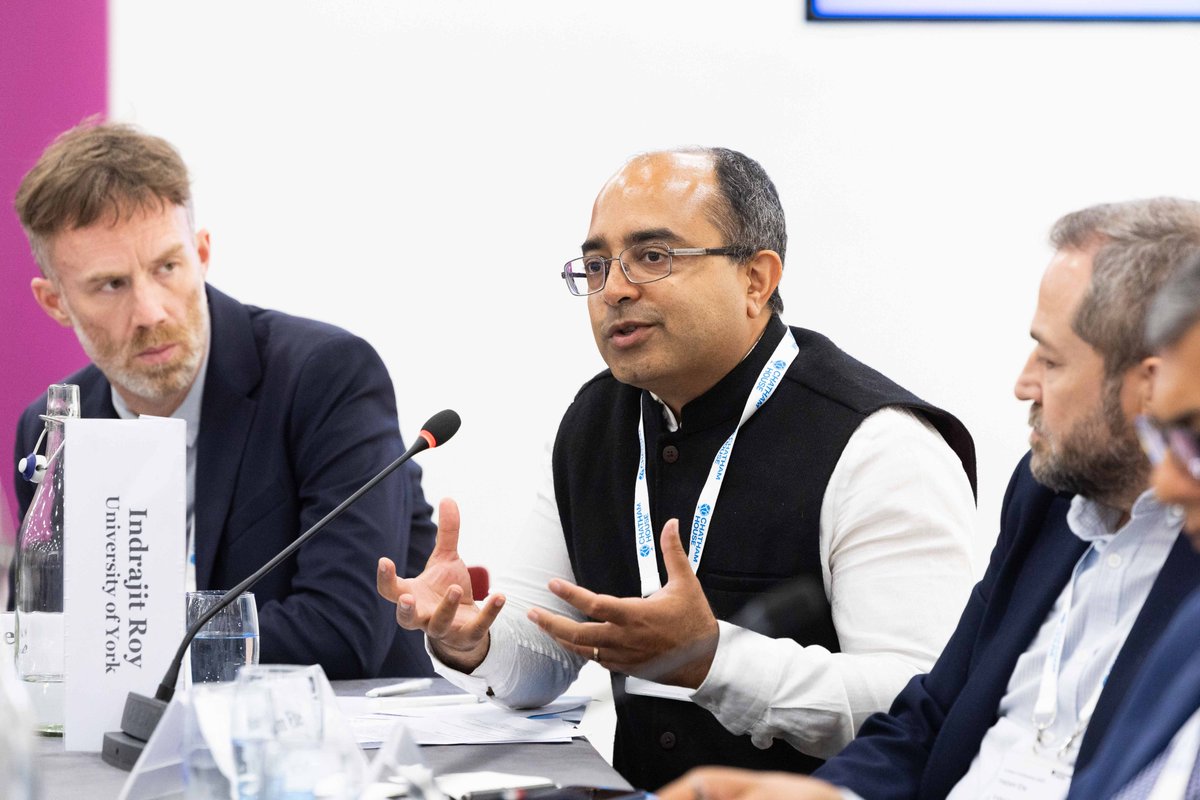IndrajitRoyYork's tweet image. Delighted to be part of this excellent conversation on #MiddlePowers, #Multialignment & the growing importance of the #globalSouth with @AmitavAcharya @RaviReports @TarikYousef @sasha_p_s @faisaldevji @flobigge & others last month at @ChathamHouse.
