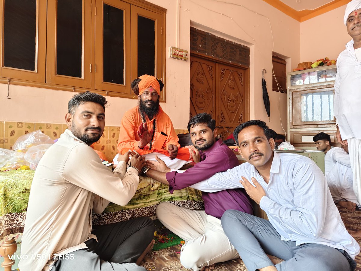 rohitkumarmali's tweet image. આજ રોજ #ગુરુ_પૂર્ણિમા મહોત્સવ નિમીતે જીંજારેશ્વર મહાદેવ માં દર્શન કરી ગુરુજી ના આશીર્વાદ પ્રાપ્ત કર્યા