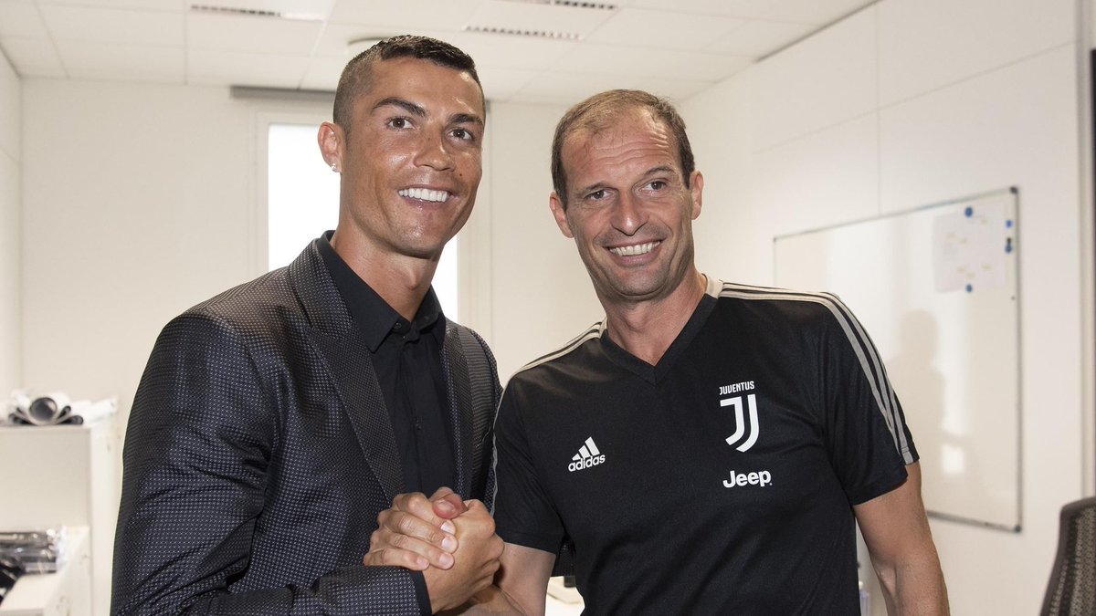 Allegrianesimo's tweet image. Oggi, 7 anni fa, il più grande allenatore di sempre e il più grande giocatore di tutti i tempi incrociavano i loro cammini.