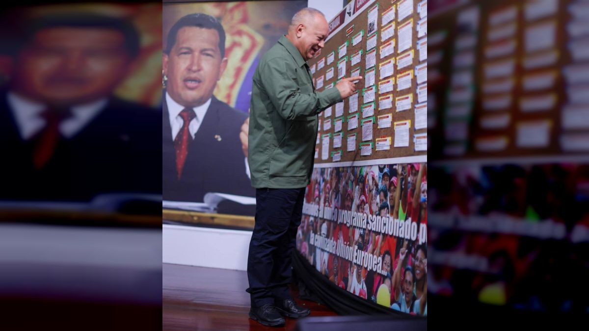 Diosdado Cabello en su programa semanal «Con el Mazo Dando», aseguró que la Administración de Donald Trump «cada vez ignora más» a María Corina Machado, pues la Casa Blanca no le informó a la extremista sobre la nueva licencia a PDVSA