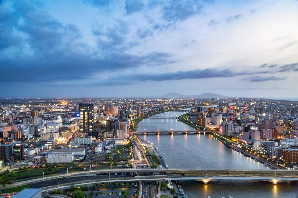 Only around 2–3% of international visitors to Japan ever make it to Niigata. This is a real shame. You see, the prefecture has all sorts of hidden allures—like Yahiko Shrine, and the Hoshitoge Rice Terraces, as well as one of Japan's best fireworks displays.