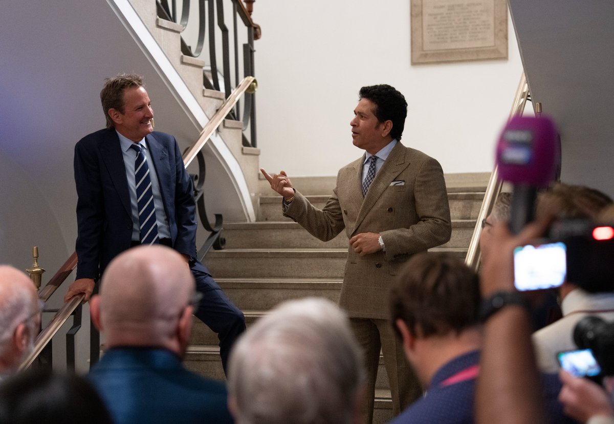 BCCI (@bcci) on Twitter photo A legendary frame ๐ผ๏ธ
๐ธ๐ธ Snapshots from portrait unveiling of the legendary Sachin Tendulkar at the Lord's Museum ๐๐
#TeamIndia | <a href="/sachin_rt/">Sachin Tendulkar</a> A legendary frame ๐ผ๏ธ
๐ธ๐ธ Snapshots from portrait unveiling of the legendary Sachin Tendulkar at the Lord's Museum ๐๐
#TeamIndia | <a href="/sachin_rt/">Sachin Tendulkar</a>