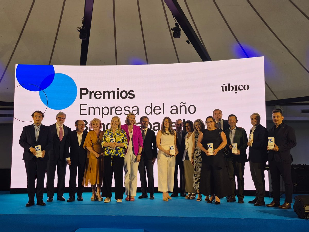 Leticia García Sánchez (@leticiagarciaza) on Twitter photo Un placer haber acompañado a los galardonados en los #PremiosEmpresaAñoBSabadel . FELICIDADES
En la <a href="/jcyl/">Junta de Castilla y León</a> estamos orgullosos del tejido empresarial de la comunidad. Queremos acompañarles en su camino y agradecer su contribución al desarrollo económico y social de esta tierra. Un placer haber acompañado a los galardonados en los #PremiosEmpresaAñoBSabadel . FELICIDADES
En la <a href="/jcyl/">Junta de Castilla y León</a> estamos orgullosos del tejido empresarial de la comunidad. Queremos acompañarles en su camino y agradecer su contribución al desarrollo económico y social de esta tierra.