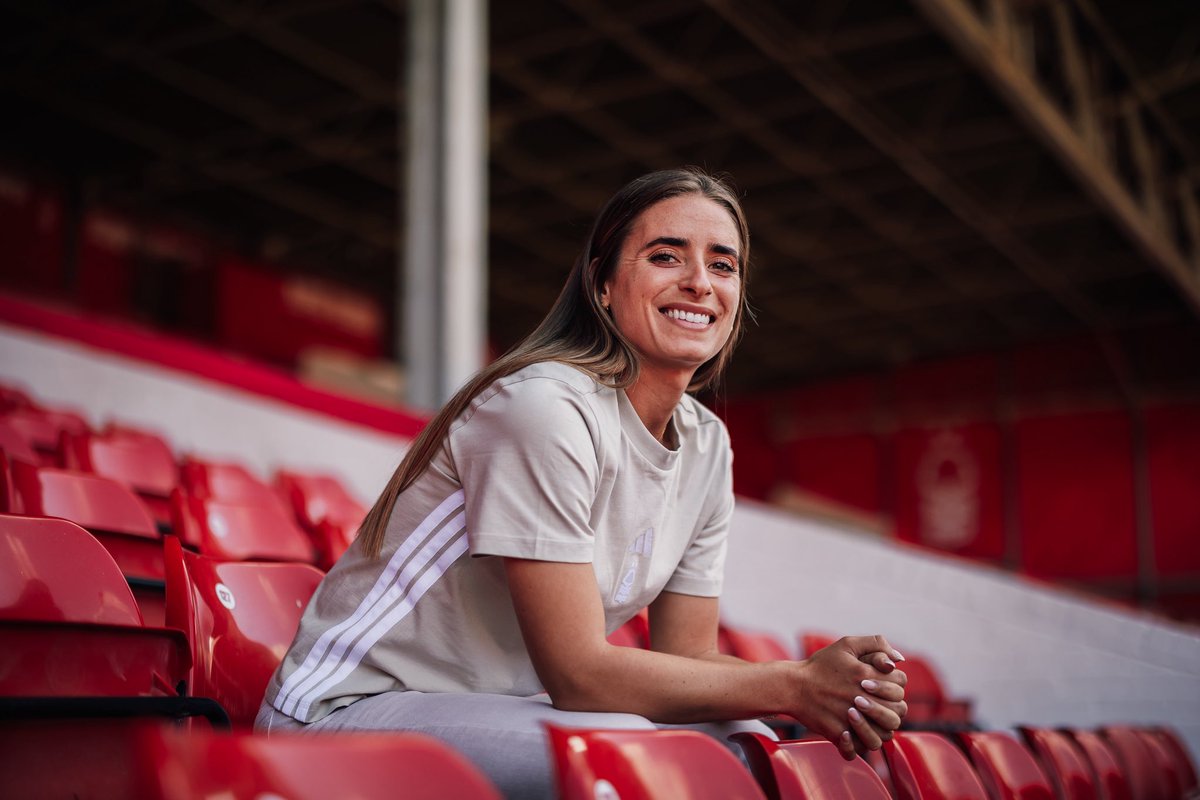 Chloe Mustaki tweet media