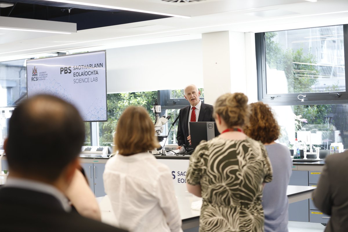 RCSI_Irl's tweet image. We were pleased to be joined by Minister for @DeptofFHed James Lawless yesterday to open RCSI’s redeveloped School of Pharmacy and Biomolecular Sciences teaching labs - a €1.2 million investment in Irish health sciences education.
More ➡️ rcsi.com/dublin/news-an…
#RCSIeducate