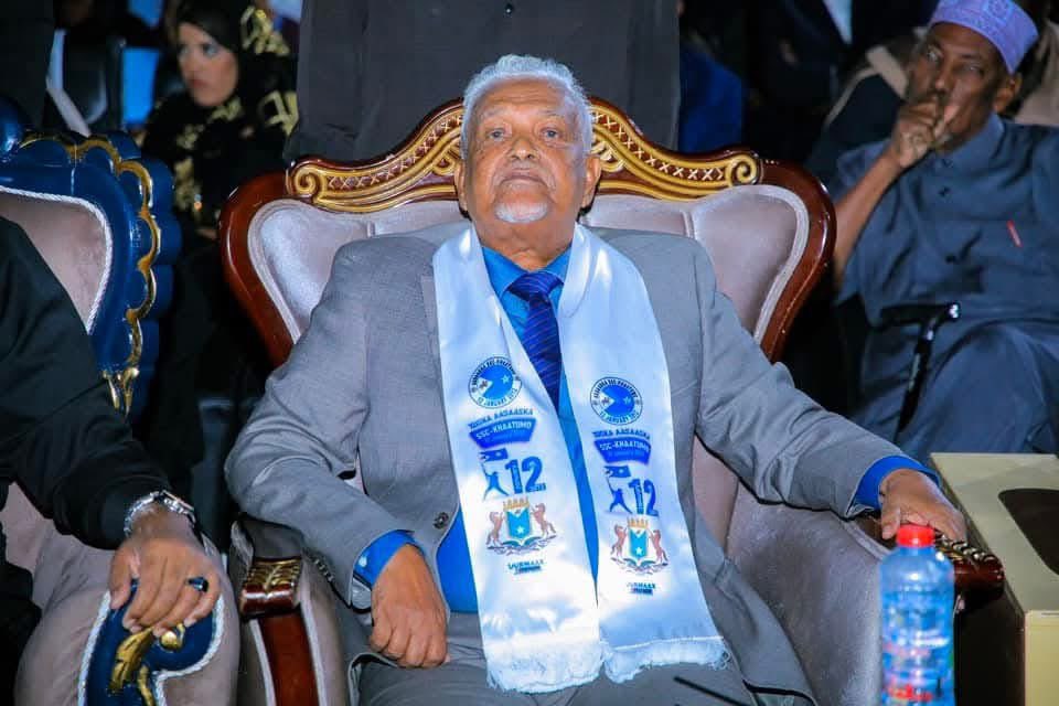 WiilQaran110's tweet photo. @JibrilQoobey Laandheerahan Mulkiillaha Laascaano ayey tiisa ugu danbayn ๐ฏโ
๐๐พ Ciidan kaloo gurmad u ah wuxuu hadda soo dhaafay Gambadha ๐ค Allow kala qabooji. HSM waa ka shaqaystay #Sool_Bari ๐คฆ๐พโโ๏ธ Firdhiye waa ku mahadsan yahay! https://t.co/ddOr8DIi6O
