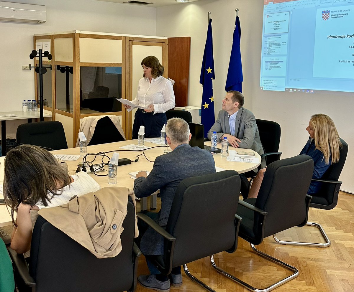 OBUKA NA TEMU “PLANIRANJE KORIŠTENJA FONDOVA KOHEZIJSKE POLITIKE EU”

U Sarajevu se 10. i 11. jula održava obuka državnih službenika na temu “Planiranje korištenja fondova kohezijske politike EU”
