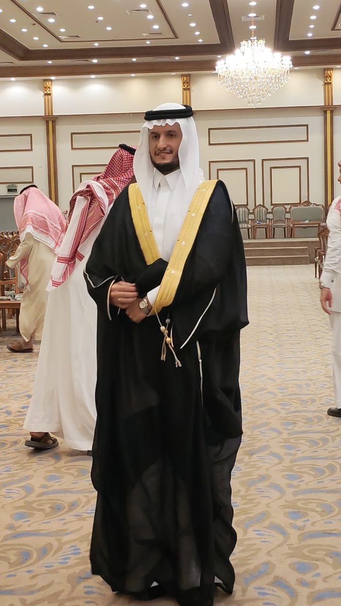 بارك الله لهما وبارك عليهما وجمع بينهما في خير 
مبارك زواج الأخوين زياد ويزيد ابنا حميد بن صالح بن رشيد 
وزواج حسن بن عبدالله بن عواض بن سعيد

ونسأل الله لهم التوفيق والسداد