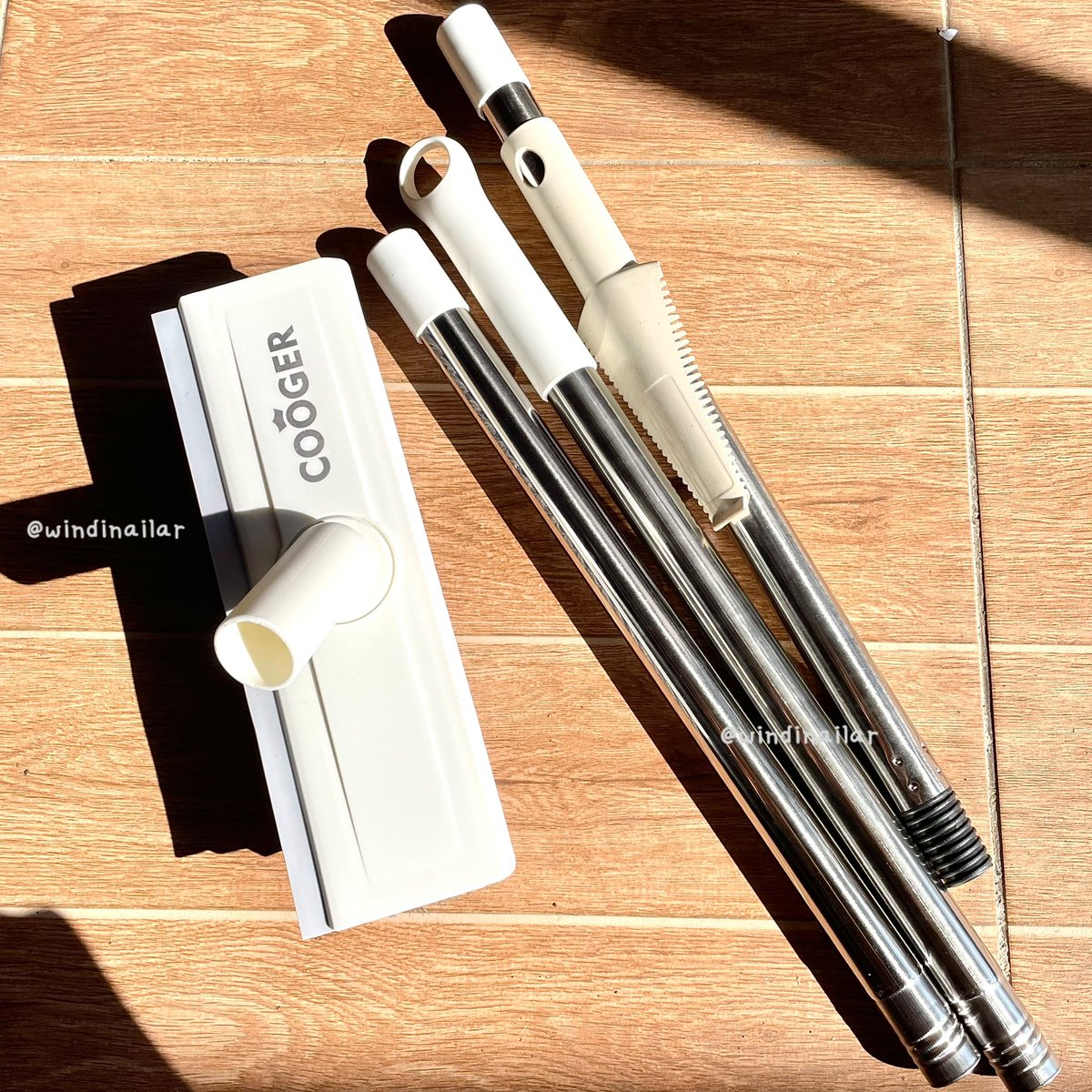 Kamar mandi &amp; sikatnya 🛁🧼