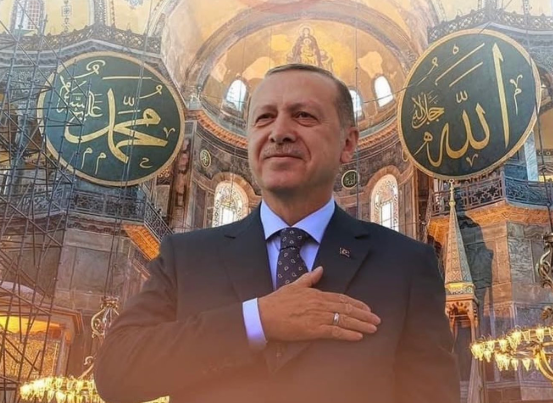 Ayasofya Camii 5 yıl önce bugün
Yeniden ibadete açan  ümmet sevdalısı
ALLAH senden razı olsun <a href="/RTErdogan/">Recep Tayyip Erdoğan</a>