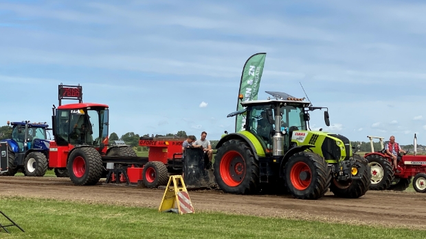 Zondag Trekkertrek aan Wilsveen in Leidschendam -  hetkrantje-online.nl/l/162242