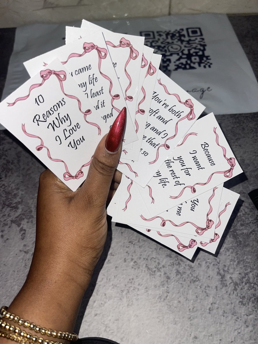 Pree_Stores's tweet photo. Slide 1🏷️1k each, MOQ:6 cards
Slice 2-Bouquet 🏷️26k
Slide 3🏷️place card for birthday dinner, per Card 🏷️4K

Please kindly RT @_DammyB_ @pagesbydammy https://t.co/82hTbMvVsC