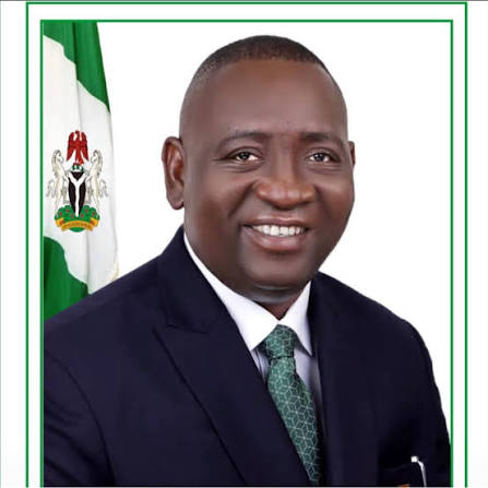 Chidi Odinkalu, CGoF (@chidiodinkalu) on Twitter photo So, <a href="/NewsCentralTV/">News Central TV</a> is scheduling a #TownHall meeting on the #BenueMassacres & the Benue State Govt is working overtime to stop them from doing it, going as far as threatening anyone who works with them on it? Who did this to us? Where are these unfortunate ppl from....?! So, <a href="/NewsCentralTV/">News Central TV</a> is scheduling a #TownHall meeting on the #BenueMassacres & the Benue State Govt is working overtime to stop them from doing it, going as far as threatening anyone who works with them on it? Who did this to us? Where are these unfortunate ppl from....?!