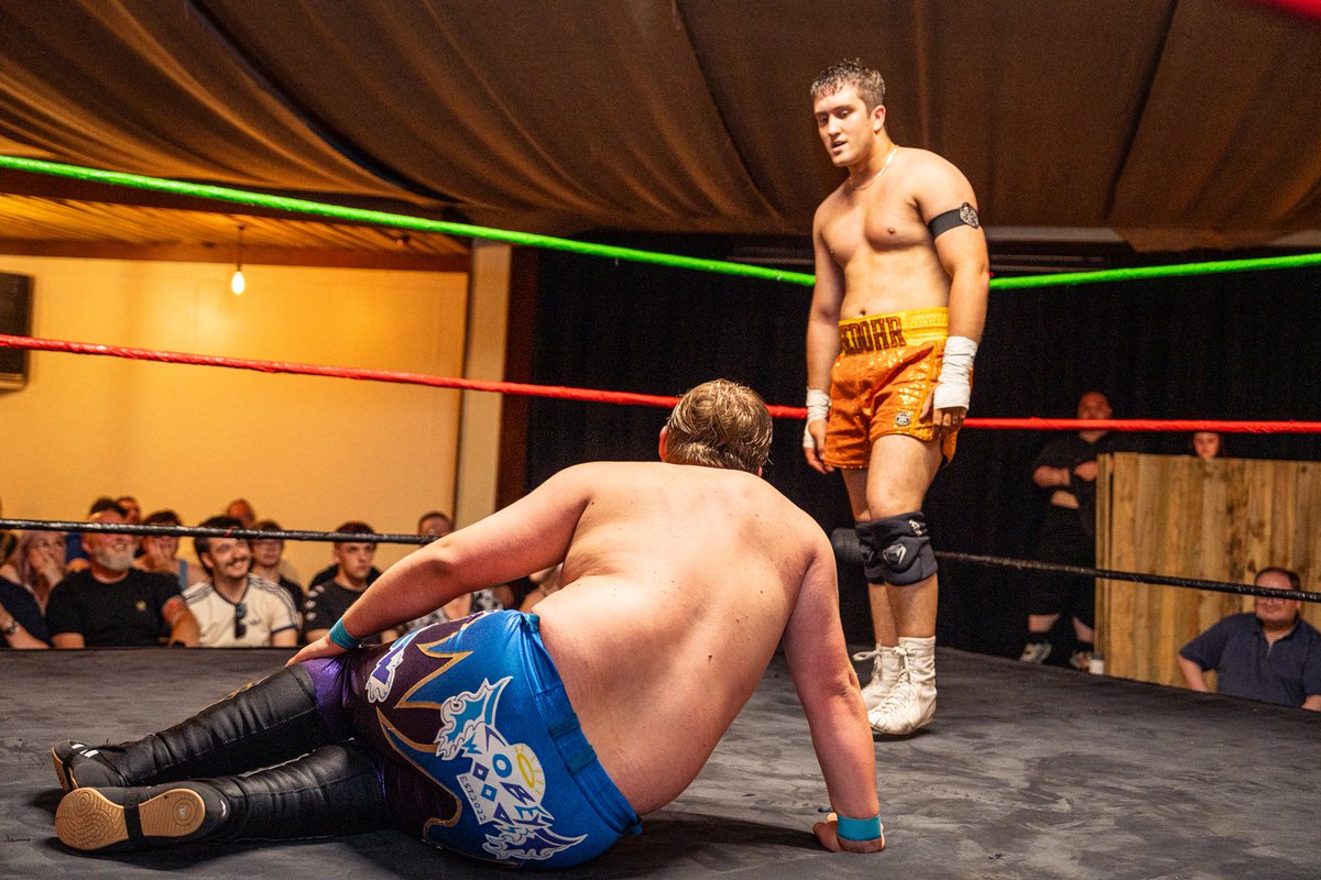 Peter_Sedohr's tweet image. Last @FutrWrestling show. Different show same result, being there to raise the hand of Zanda Zulu, and annoying Lilith …. 📸 @MarkKidsley