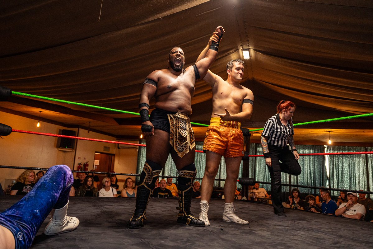 Peter_Sedohr's tweet image. Last @FutrWrestling show. Different show same result, being there to raise the hand of Zanda Zulu, and annoying Lilith …. 📸 @MarkKidsley