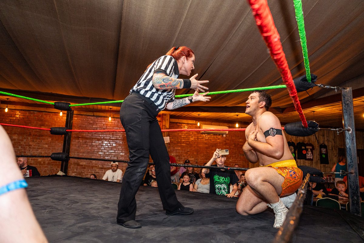 Peter_Sedohr's tweet image. Last @FutrWrestling show. Different show same result, being there to raise the hand of Zanda Zulu, and annoying Lilith …. 📸 @MarkKidsley