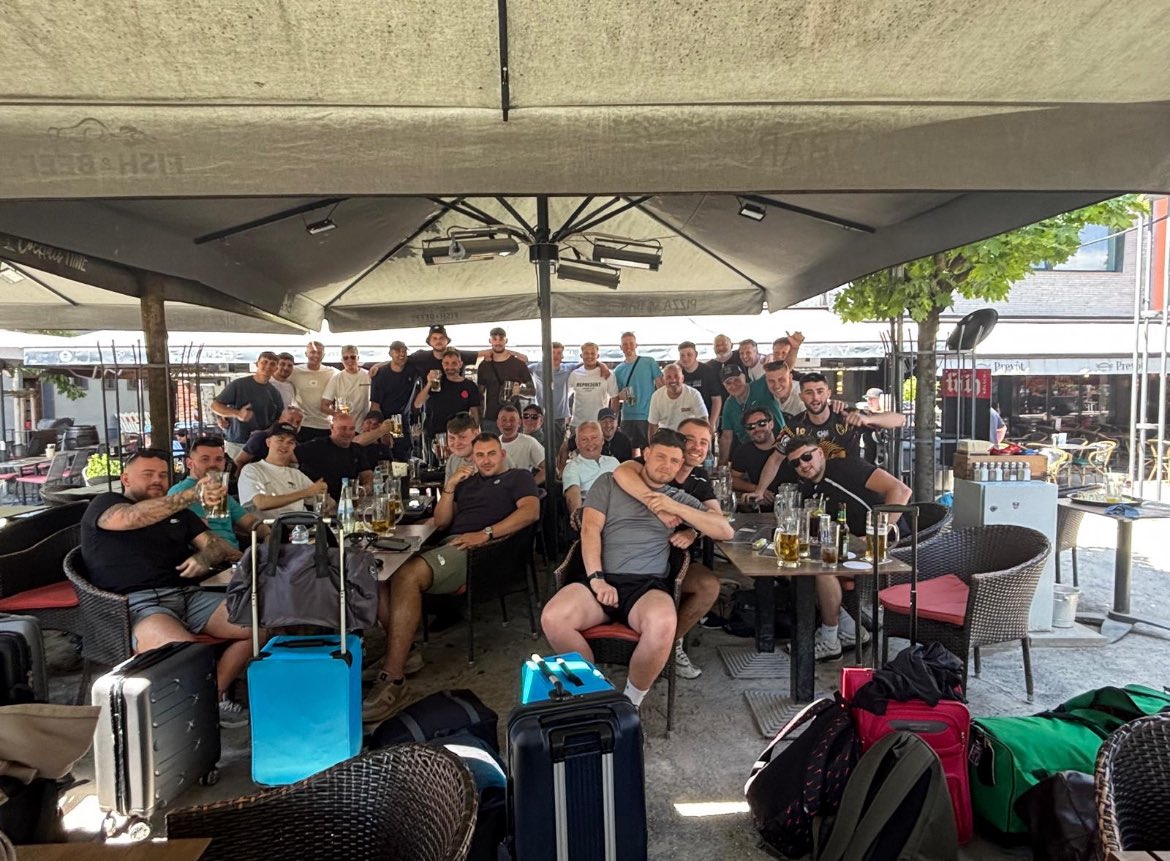 AFCWisewood's tweet image. Pre season tour, Cologne and Bochum🇩🇪
Some fucking weekend🪵🍻