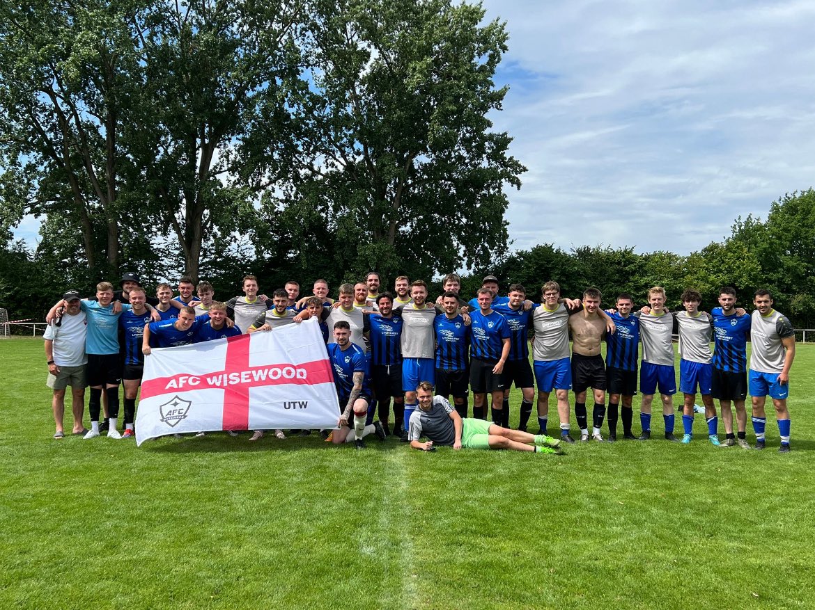 AFCWisewood's tweet image. Pre season tour, Cologne and Bochum🇩🇪
Some fucking weekend🪵🍻