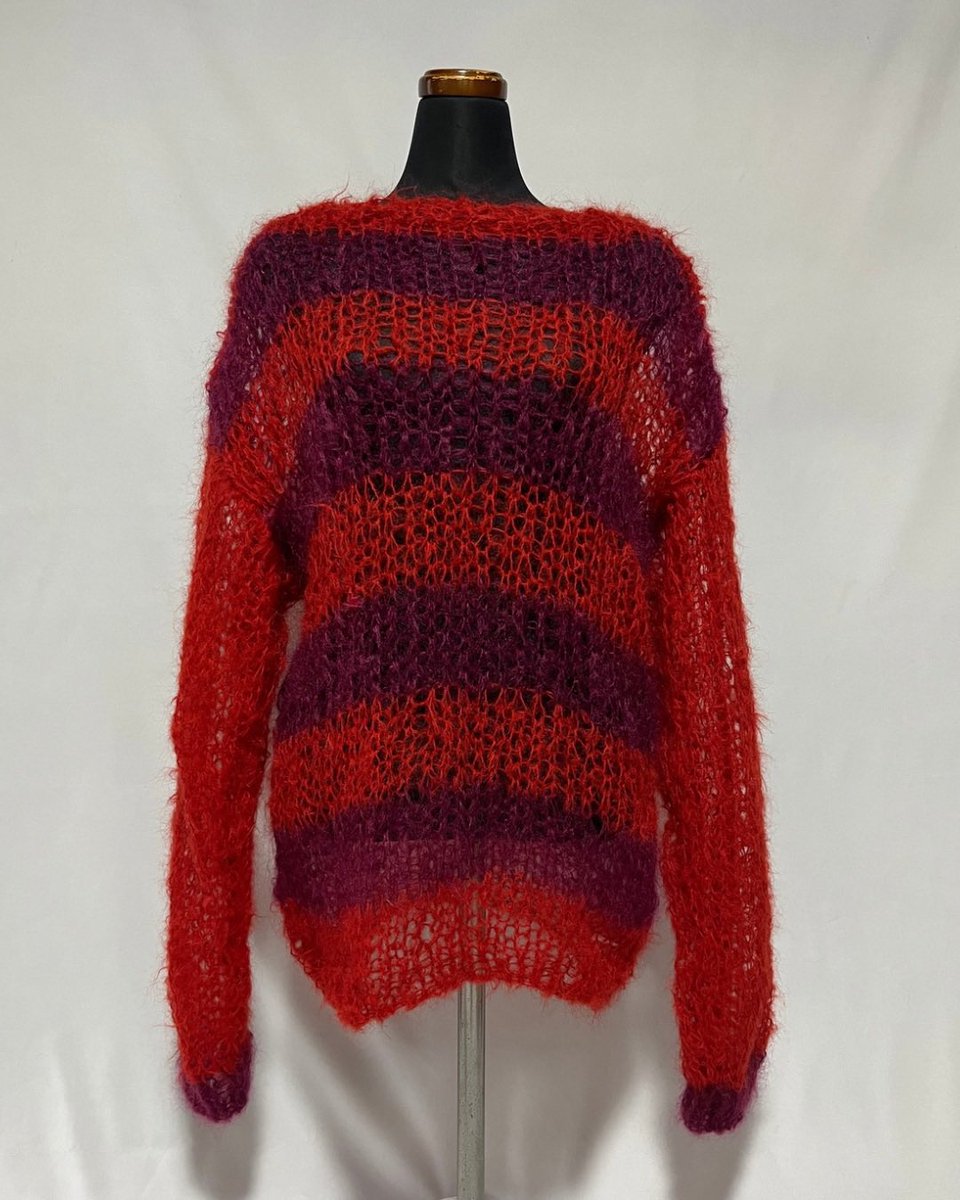 _MADEINHEAD_'s tweet photo. これから益々暑くなりますが‥
モヘアジャンパー完成🧶
スケルトンタイプです
毛足が長いモヘア♪
https://t.co/HAv3vvQ3bT
◎ネットショップ更新◎

#MADE_IN_HEAD
#madeinhead_knit
#mohair
#mohairsweater
#mohairjumper
#mohairknit
#モヘア
#モヘアセーター
#モヘアジャンパー
#モヘアニット https://t.co/A05ZiI0sZS