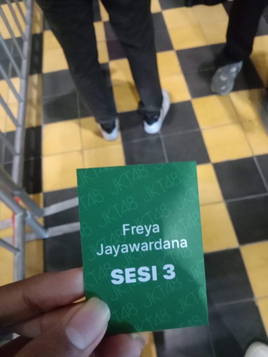 ____kummmm's tweet photo. thanksss for yesterday yaaaa
you'll be my favorite person forever
@Freya_JKT48 https://t.co/m9Xn5htWh5