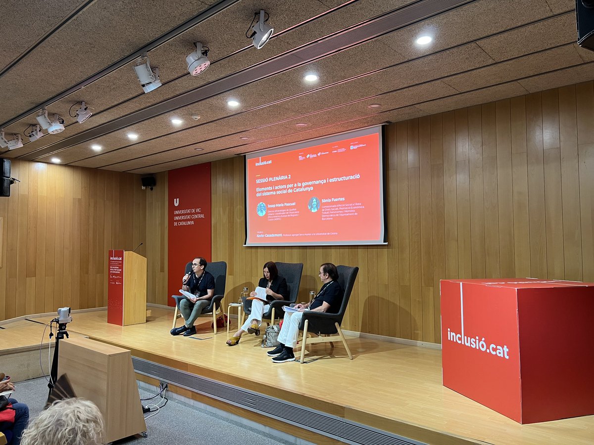 🔍 Amb la sessió plenària 2, entrem al cor del debat: elements i actors clau per a la governança i estructuració del sistema social de Catalunya. 
Mirada estratègica, veus diverses i molta energia per construir un futur col·lectiu.