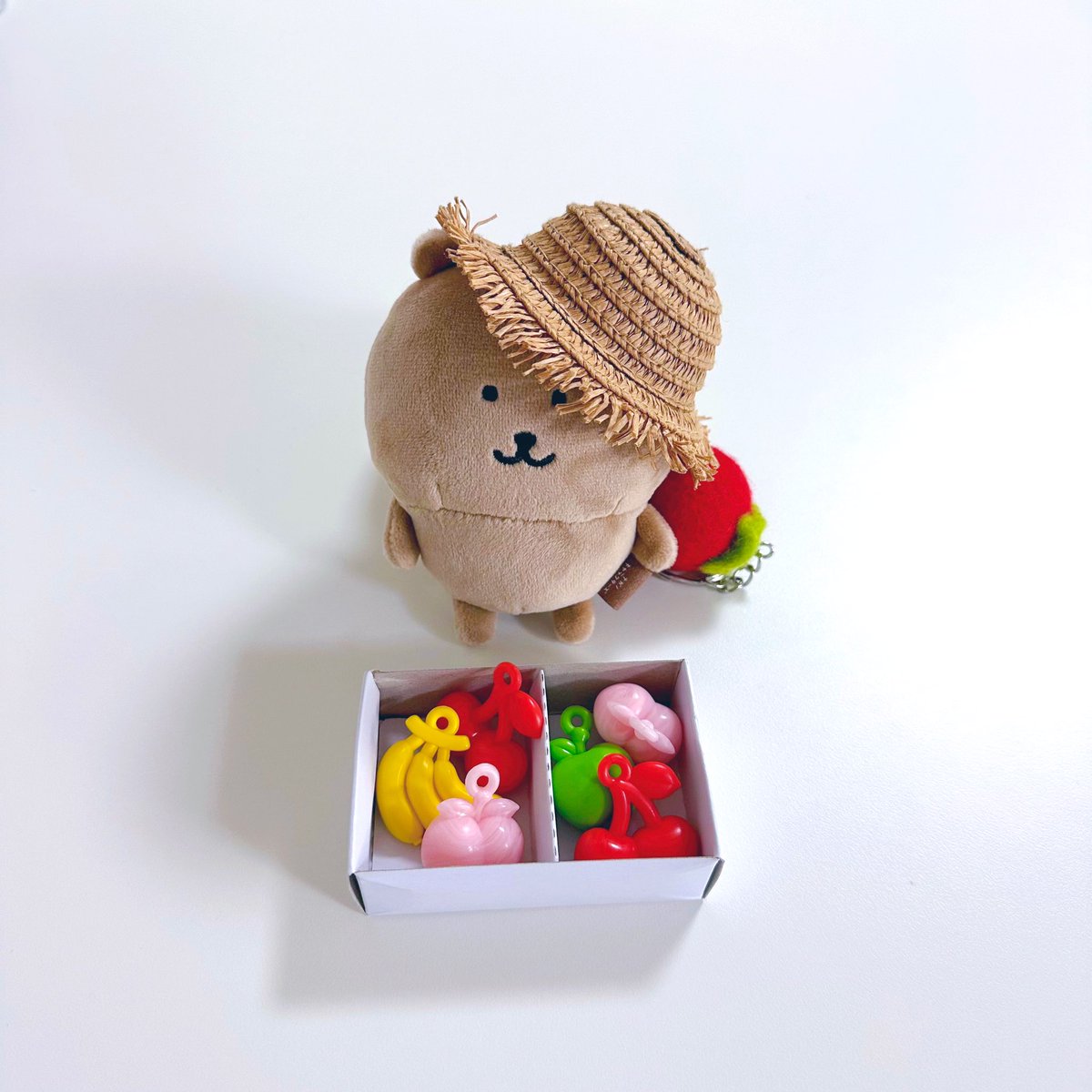 tsukkomi_bear's tweet image. 쌉니다 싸요 여름 과일이 싸요 ☀️