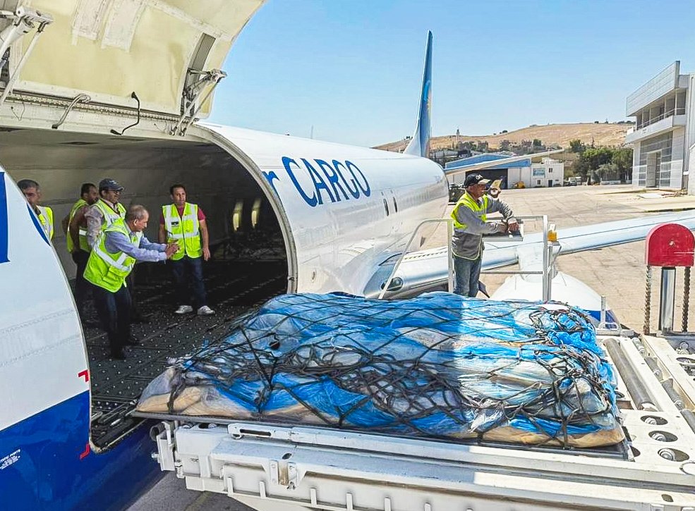 RwandaOGS's tweet image. The Government of Rwanda, in partnership with the Hashemite Kingdom of Jordan, this week delivered two shipments of humanitarian assistance destined for Gaza.
