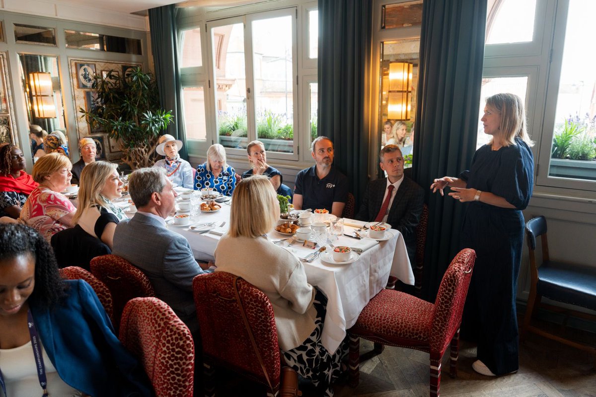 seviteamjta's tweet image. Delighted and proud to share some insights on campaigning to an incredible group of women - current and future leaders shaping the world of tennis. A big thank you to the @ITFTennis @HaggertyTennis and @HeatherBowler1 for the opportunity!