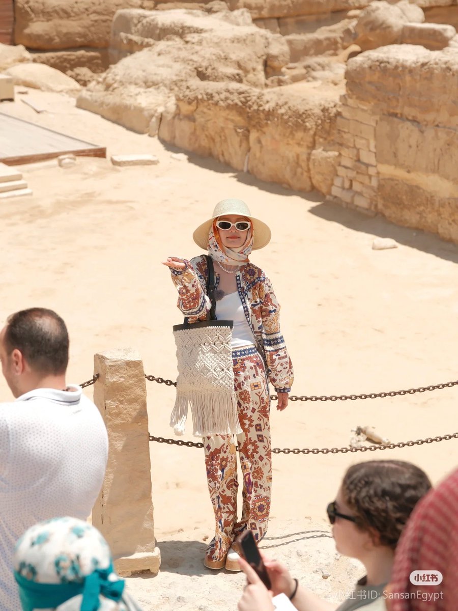Qin jie in Egypt with her Egyptian nuance outfits 😍😍
#DivasHitTheRoad7
#LiQin #李沁
©️SansanEgypt on xhs