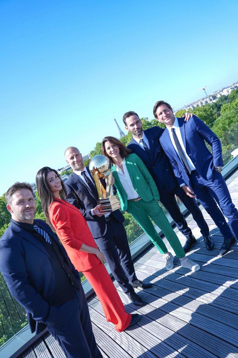 L1+ (@ligue1plus) on Twitter photo Un casting de très haute volée 🤩
👉 <a href="/ThibaultLeRol/">Thibault Le Rol</a>
👉 <a href="/MarinaLorenzo_/">Marina Lorenzo</a>
👉 <a href="/LeslyBoitrelle/">Lesly Boitrelle</a>
👉 <a href="/XavierDomergue/">Xavier Domergue</a>
👉 <a href="/DupuiSebastien/">Sebastien Dupuis</a>
👉 Benoît Cheyrou Un casting de très haute volée 🤩
👉 <a href="/ThibaultLeRol/">Thibault Le Rol</a>
👉 <a href="/MarinaLorenzo_/">Marina Lorenzo</a>
👉 <a href="/LeslyBoitrelle/">Lesly Boitrelle</a>
👉 <a href="/XavierDomergue/">Xavier Domergue</a>
👉 <a href="/DupuiSebastien/">Sebastien Dupuis</a>
👉 Benoît Cheyrou
