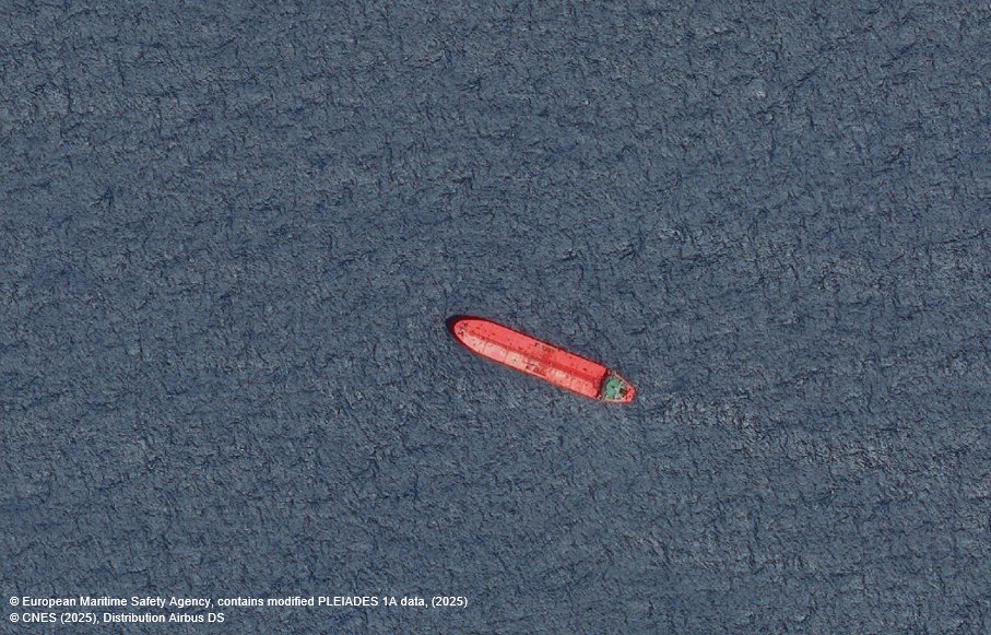 Copernicus Maritime Surveillance (@copernicuscms) on Twitter photo High-resolution optical images from <a href="/CopernicusCMS/">Copernicus Maritime Surveillance</a> help law enforcement authorities in detecting AIS spoofing. High-resolution optical images from <a href="/CopernicusCMS/">Copernicus Maritime Surveillance</a> help law enforcement authorities in detecting AIS spoofing.