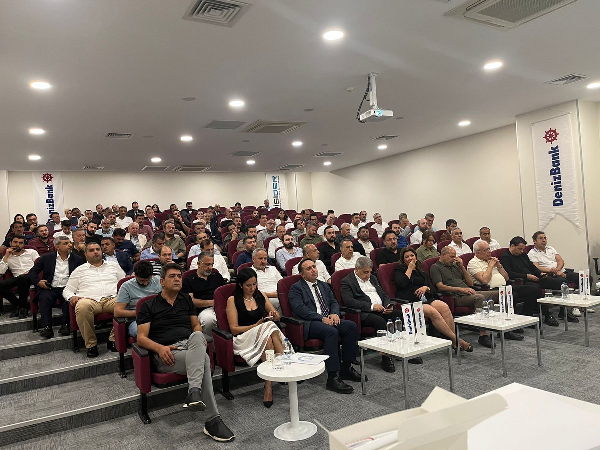 Üye derneğimiz DİSİDER ve Denizbank iş birliğiyle düzenlenen Gayrimenkul Yatırım Fonu ve Gayrimenkul Yatırım Ortaklığı konularında çalıştay düzenlendi. 
İlimizin iş dünyası temsilcilerinin ve üyelerimizin katılım sağladığı bu çalıştayda Denizbank GDA Bölge Müdürü Sayın Pervin