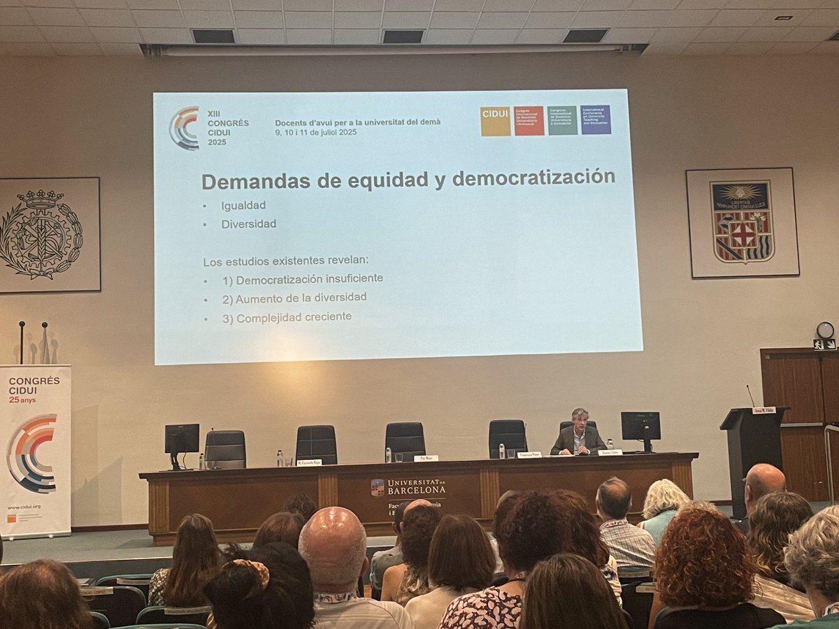 Mireia Hugas Claparols (@mireiahugas) on Twitter photo Ramon Llopis fa referència a l'estudi de la <a href="/xarxavives/">Xarxa Vives d'Universitats</a> Via Università ria:Accés,condicions d’aprenentatge, expectatives i retorns dels estudis universitaris(2023-25) Hi ha més accés, però segueix havent-hi una bretxa en les desigualtats. Cal flexiblitat apunta. <a href="/CIDUI_congress/">CIDUI</a> Ramon Llopis fa referència a l'estudi de la <a href="/xarxavives/">Xarxa Vives d'Universitats</a> Via Università ria:Accés,condicions d’aprenentatge, expectatives i retorns dels estudis universitaris(2023-25) Hi ha més accés, però segueix havent-hi una bretxa en les desigualtats. Cal flexiblitat apunta. <a href="/CIDUI_congress/">CIDUI</a>