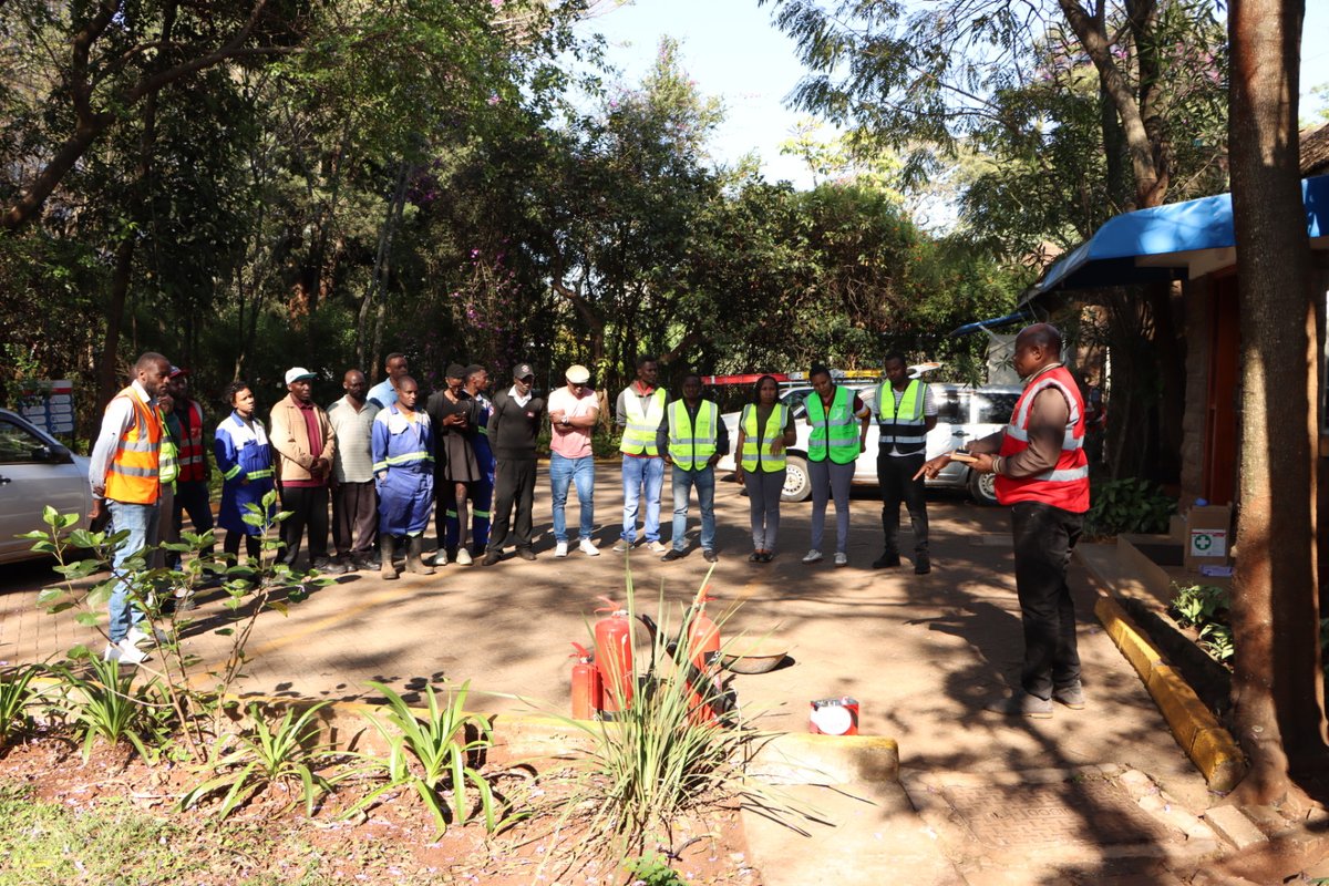 techminds_ltd's tweet photo. #ThrowbackThursday
In a recent office-wide simulation, our team practiced every step of emergency response from evacuation to accountability. Fire drills aren’t just protocols. They’re how we build instinct, coordination, and workplace confidence. #safetyfirstfirst #FireResponse https://t.co/G6T6KSiPLv