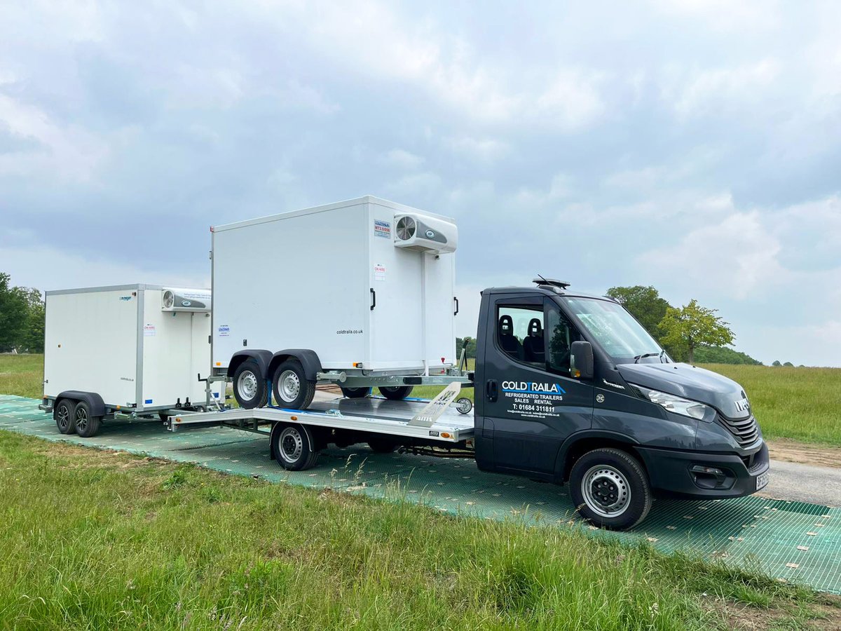 🚚 Customer Delivery 🚚

Its Cold Inside Ltd just received the first of two Iveco Daily 36S16 Hi-Matic Chassis Cabs ready to haul refrigerated trailers across the UK! Big thanks to Lee Jinks in West Bromwich!

View more customer deliveries here: guests.co.uk/post-types/cus…