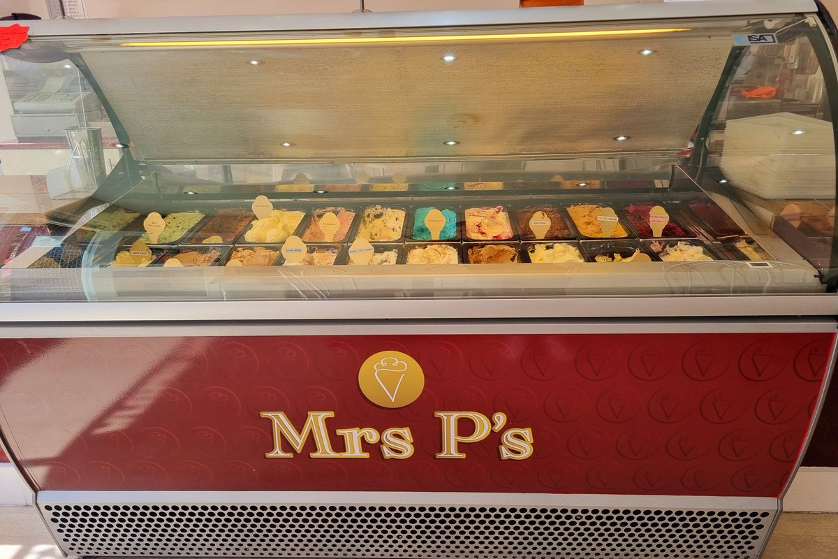 Ramsbottom_Ice's tweet image. It's not just our ice cream that's ice cold. The shop is too ❄️

Come in and cool off under our air conditioning 🥵🍦