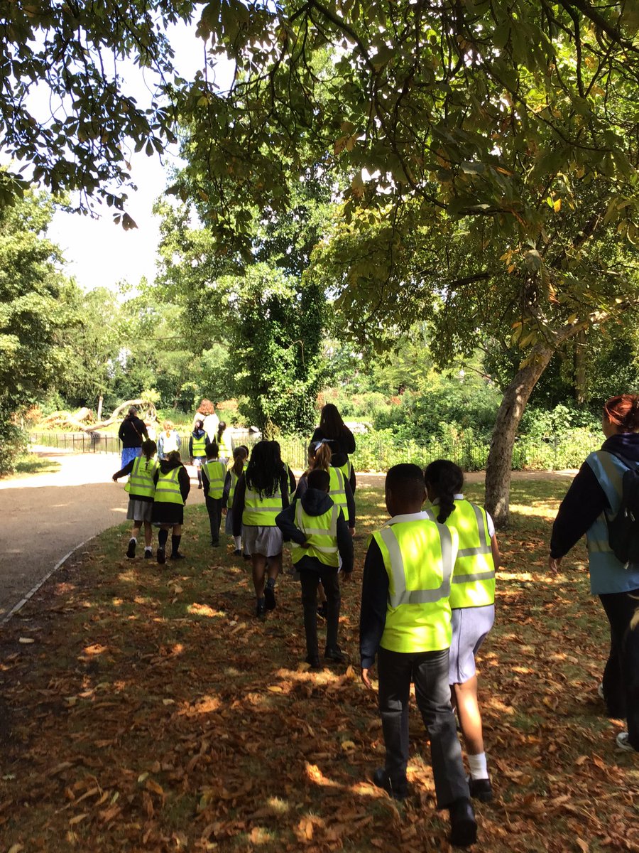 Year 3 had a great time on their trip to Boston Manor House on Monday 🌳