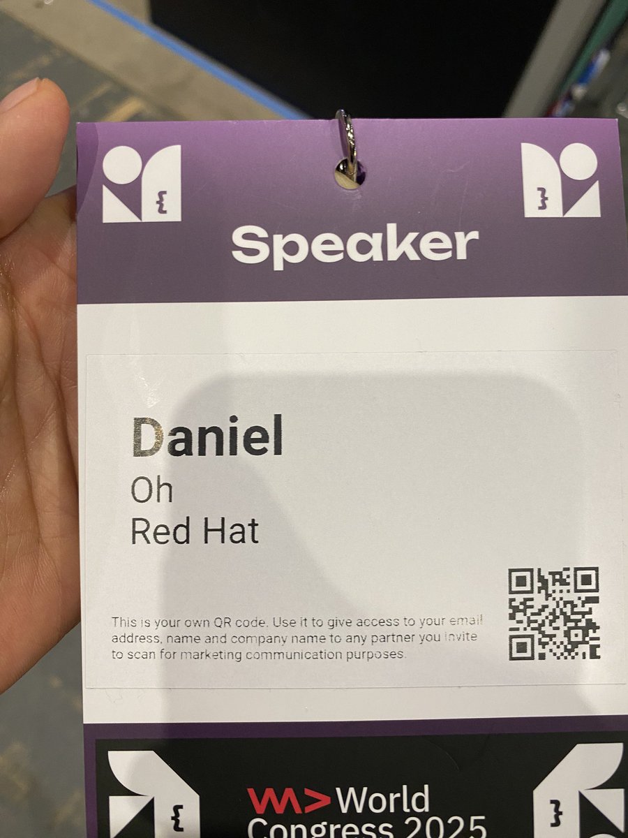 Daniel Oh (@danieloh30) on Twitter photo #WeAreDevs day1 just kicked off! Swing by #redhat booth! Ask us anything about Java and app development 😎 #WeAreDevs day1 just kicked off! Swing by #redhat booth! Ask us anything about Java and app development 😎