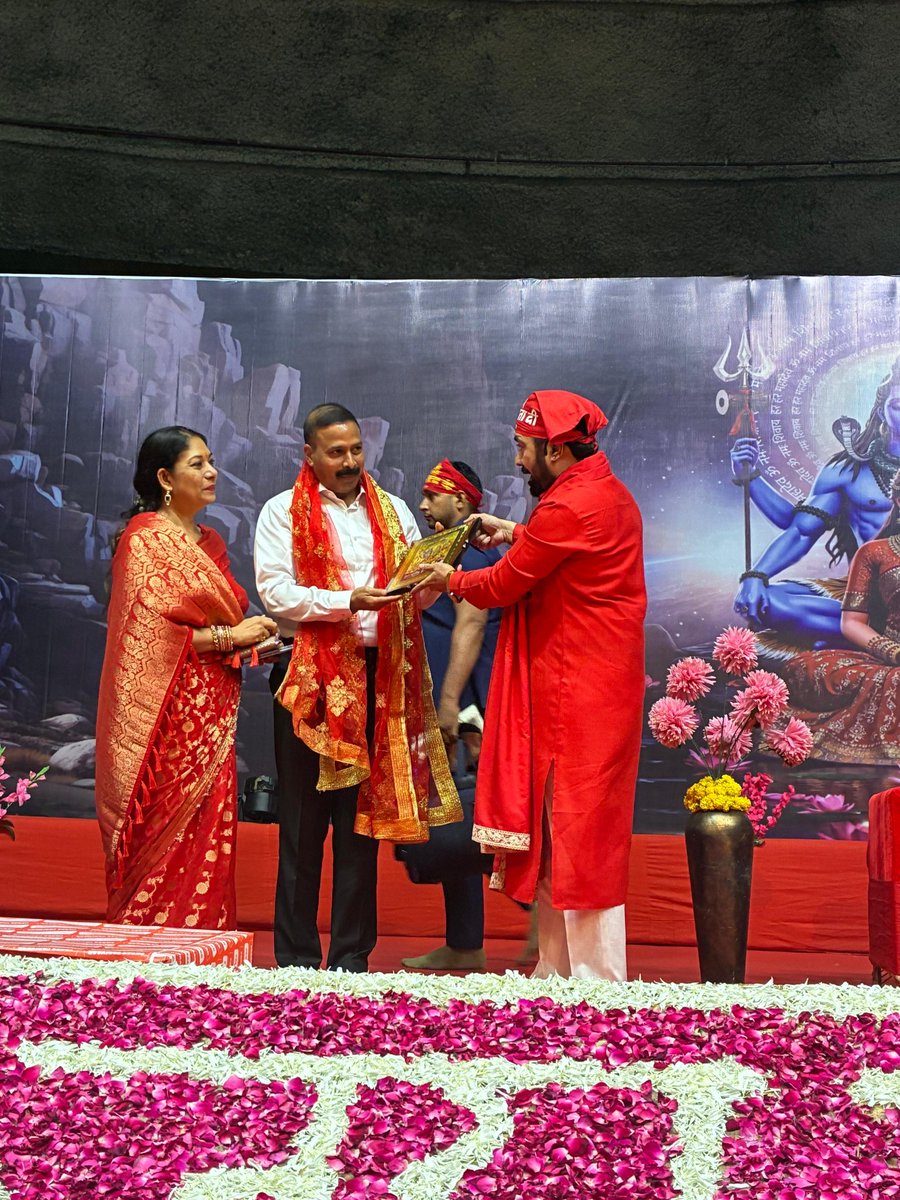 The heart knows what the mind doubts. Trust the pull. Trust the path. We’re not here for headlines. We’re here for hope and help  
#ParasParivaar