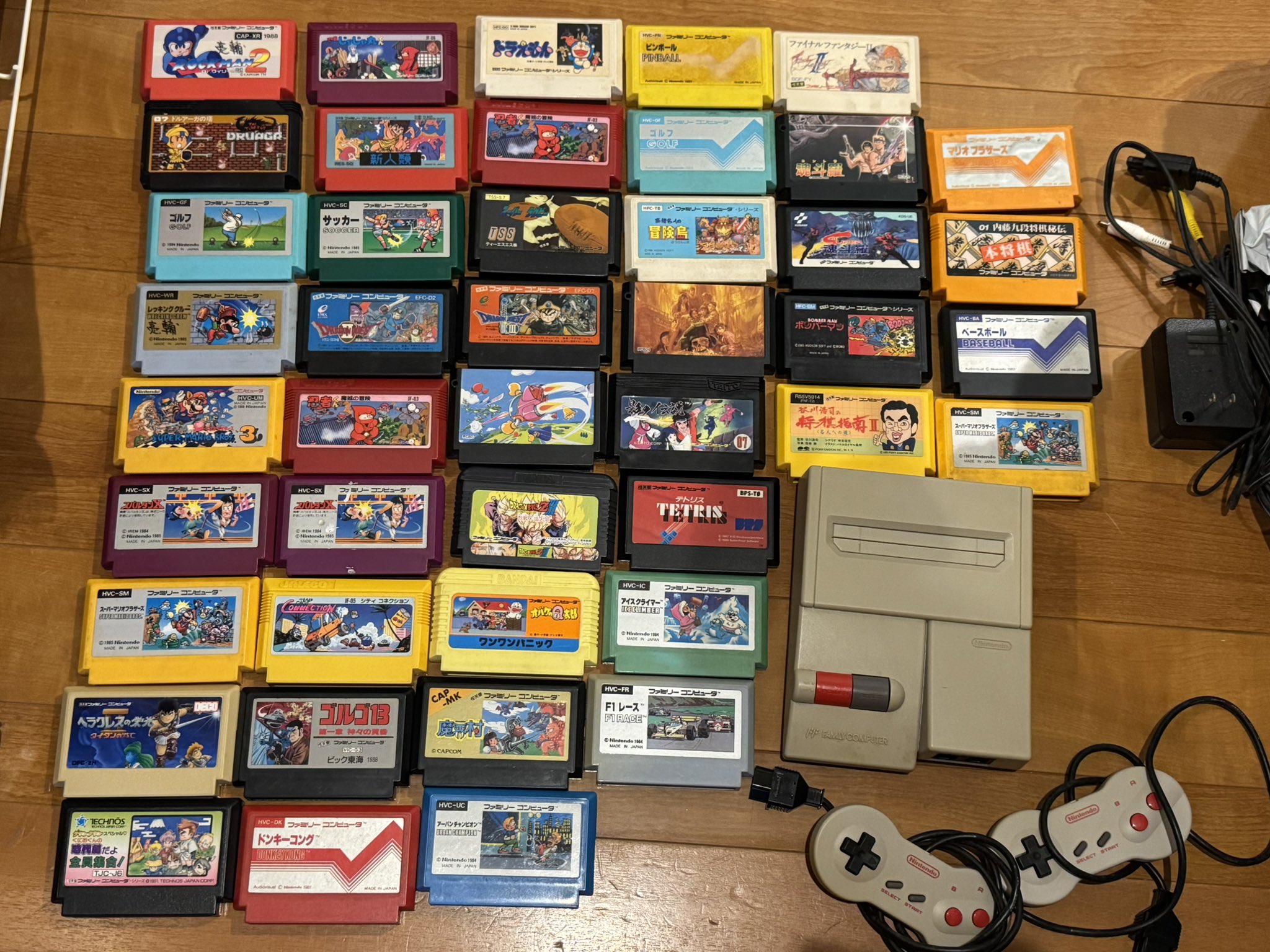 ニューファミコン＋ソフト11本 fc1.jpg