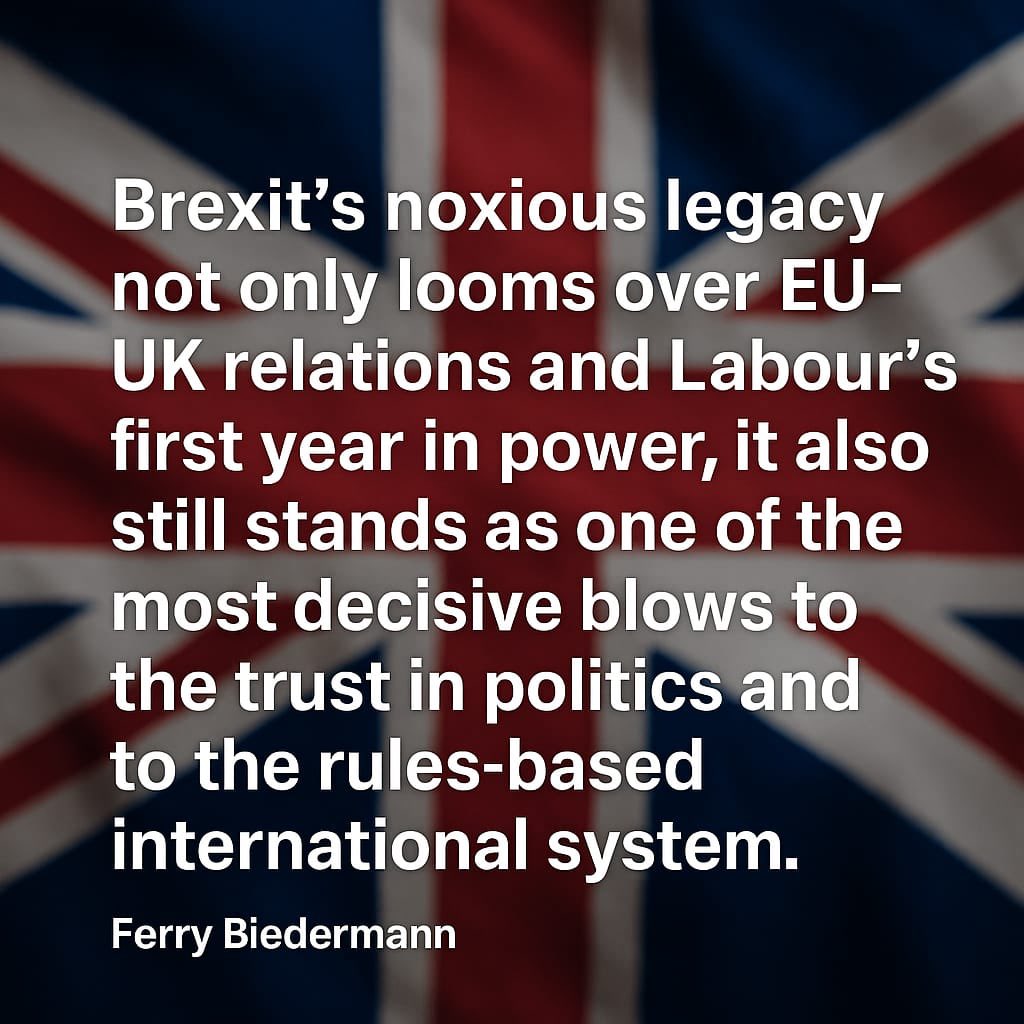 Tomorrow’s Affairs (@tmrwsaffairs) on Twitter photo 🔍 <a href="/Keir_Starmer/">Keir Starmer</a> & <a href="/EmmanuelMacron/">Emmanuel Macron</a> sweep #Brexit under the carpet. 🇬🇧🇫🇷
Trust in politics crumbles, populists like Farage surge.
Labour dodges hard truths — Brexit’s legacy of xenophobia & economic pain still poisons 🇬🇧.
Macron jokes, Starmer tiptoes, voters lose faith.
⚠️ 🔍 <a href="/Keir_Starmer/">Keir Starmer</a> & <a href="/EmmanuelMacron/">Emmanuel Macron</a> sweep #Brexit under the carpet. 🇬🇧🇫🇷
Trust in politics crumbles, populists like Farage surge.
Labour dodges hard truths — Brexit’s legacy of xenophobia & economic pain still poisons 🇬🇧.
Macron jokes, Starmer tiptoes, voters lose faith.
⚠️