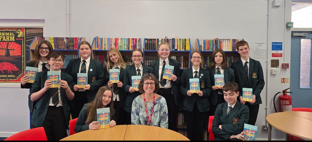 Kate Mallinder 📚💙 tweet media