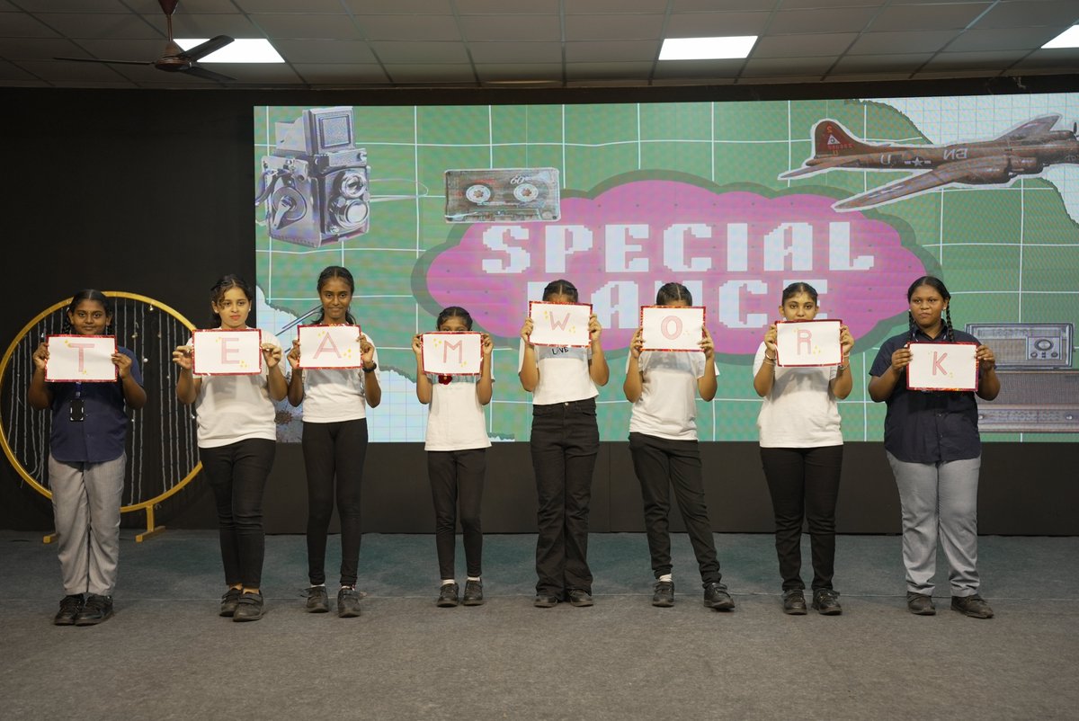 stbrittos's tweet image. 🤝 TEAM = Together Everyone Achieves More!
Class VIII.A’s assembly at St. Britto’s Academy focused on Collaboration, reminding us that teamwork builds success. 🌟👏
📍 stbrittosacademy.edu.in | 📞 9840866053
#ClassAssembly #Collaboration #VIIIA #StBrittosAcademy #Teamwork